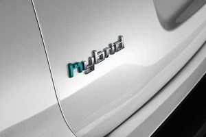 C5-Aircross-Hybrid_Signature