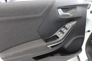 Ford-Puma-CarCenter-(16)