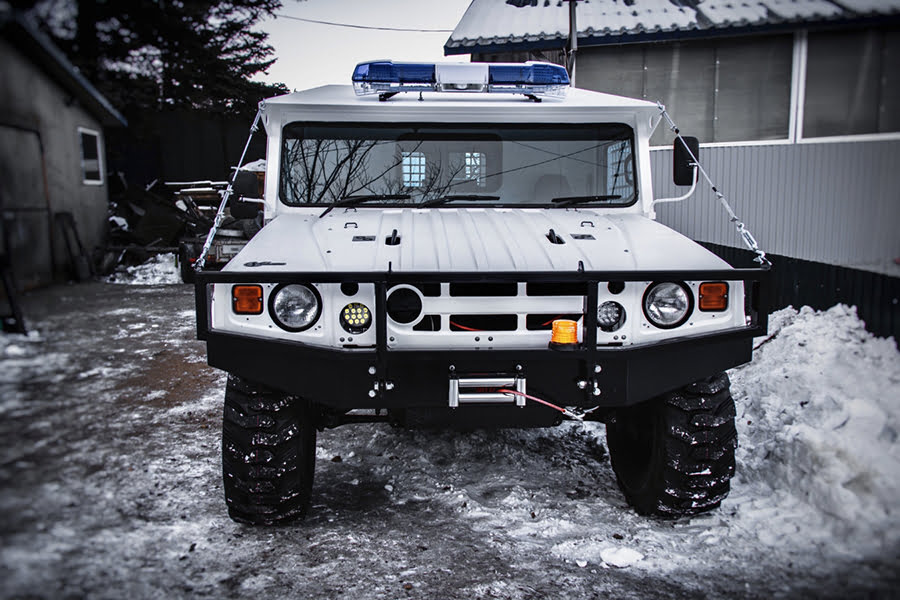 https://autogreeknews.gr/wp-content/uploads/2020/01/Hummer_Ambulance_1.jpg