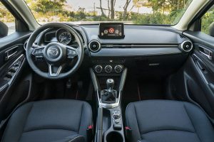 Mazda2 2020 (6)