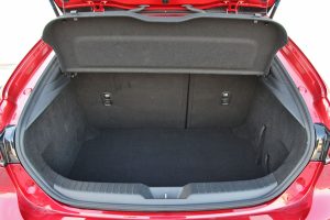 Mazda3 2.0 122 PS (17)