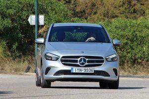 Mercedes B200 (24)