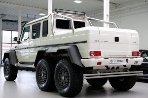 Mercedes-G-63-AMG-6X6-(2)