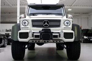 Mercedes-G-63-AMG-6X6-(4)