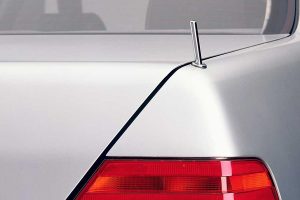 Mercedes_Benz_S_Class-reverse-antenna
