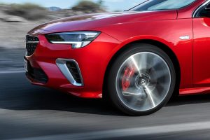 Opel-Insignia-GSi-510410