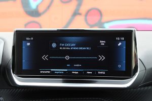 Peugeot 208 1.2 PureTech 100 (18)