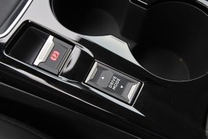 Peugeot 208 1.2 PureTech 100 (25)