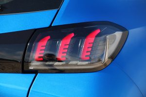 Peugeot 208 1.2 PureTech 100 (52)