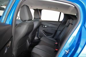 Peugeot 208 1.2 PureTech 100 (8)