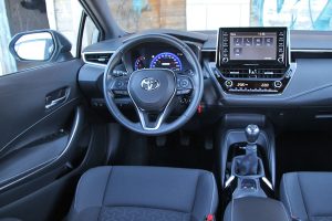 Toyota Corolla 1.2T (5)