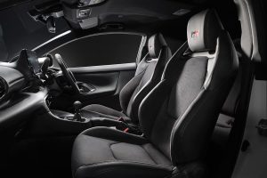 Toyota-GR-Yaris-Japan-model-(6)