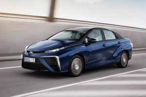 Toyota-Mirai-1st-gen-(8)