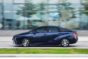 Toyota-Mirai-1st-gen-(9)