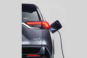 Toyota_RAV4_Plug_in_Hybrid5