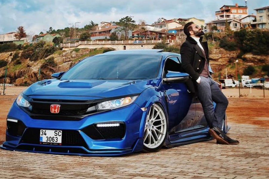https://autogreeknews.gr/wp-content/uploads/2020/01/honda-civic-sedan-type-r2.jpg