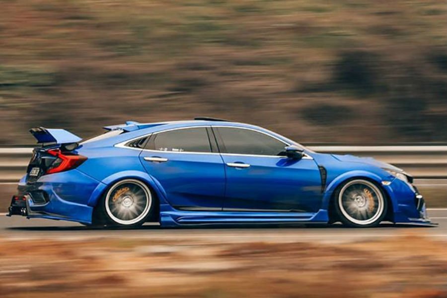 https://autogreeknews.gr/wp-content/uploads/2020/01/honda-civic-sedan-type-r5.jpg