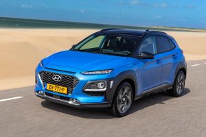 hyundai-kona-hybrid-blue-lagoon-09