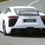 lexus lfa kainourgio4