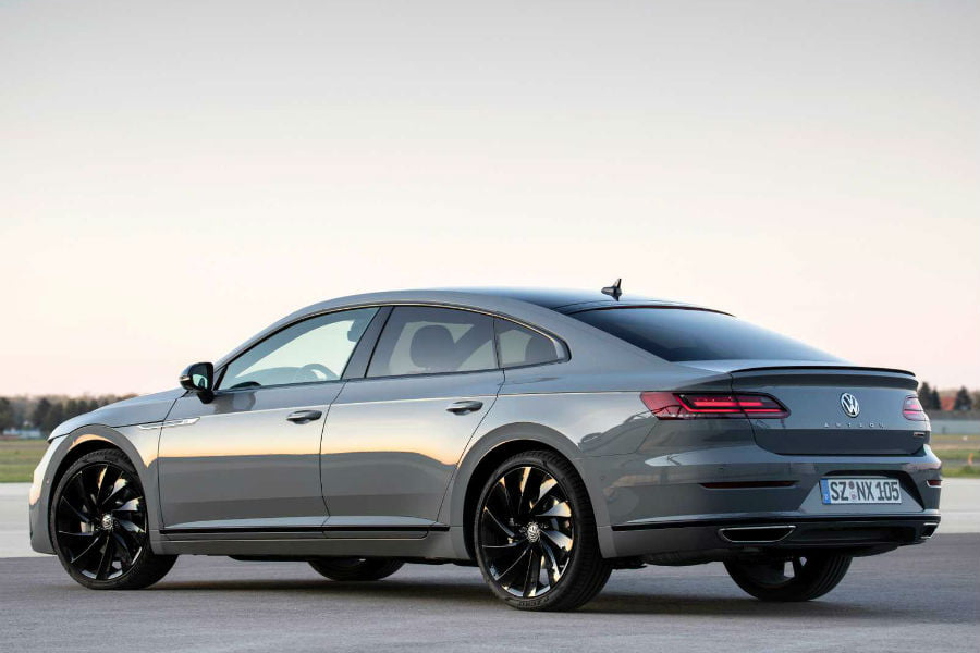 https://autogreeknews.gr/wp-content/uploads/2020/01/vw-arteon-r-line-edition4.jpg