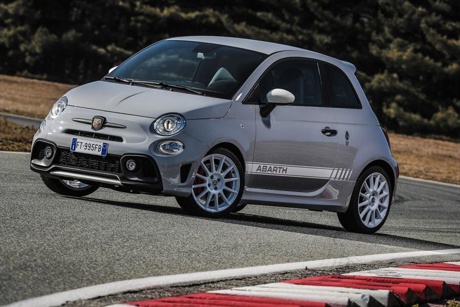 https://autogreeknews.gr/wp-content/uploads/2020/02/Abarth-595-esseesse-3.jpg