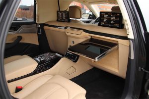 Audi_A8_Limo_8