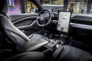 Ford_Mustang_Mach-E_6