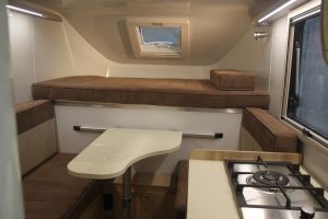 Lada-Niva-caravan-(2)