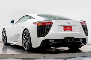 Lexus_LFA_Hilton_2