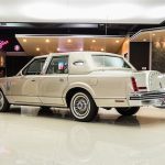 Lincoln-Continental_3