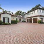 Mansion_Ferrari_Boat_3