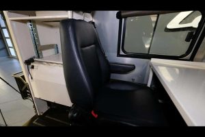 Mercedes-Benz-G-230-Puch-(9)