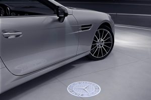 Mercedes-Benz-star-logo-(2)