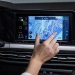 NEW-VOLKSWAGEN-GOLF---INFOTAINMENT-SYSTEM_1