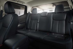 Nissan-Navara-N-Guard-SV3-Interior-(3)