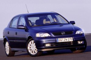 Opel-Astra-2000