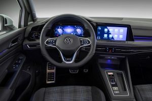 VW-Golf-GTE-2020-(3)