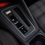 VW-Golf-GTI-2020-(4)