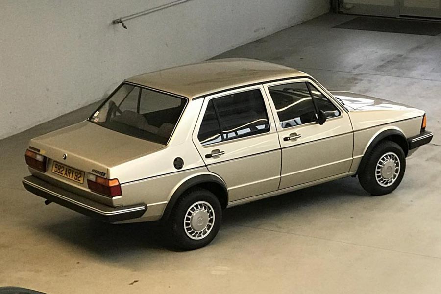 https://autogreeknews.gr/wp-content/uploads/2020/02/VW-Jetta-1984-8.jpg