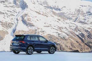 VW-Tiguan-R-Line-(3)
