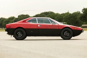 ferrari dino suv3