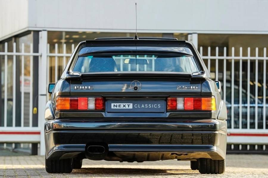 https://autogreeknews.gr/wp-content/uploads/2020/02/mercedes-190e-evo2-no140-5.jpg