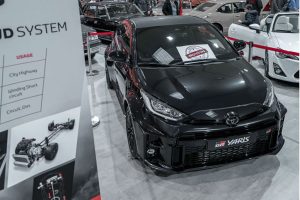 pws sas fainetai to gr yaris se mavro2