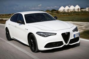 Alfa-Romeo-Giulia-Veloce-Ti-(1)