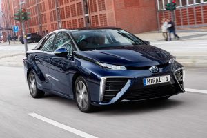Toyota-Mirai-1st-gen-(1)