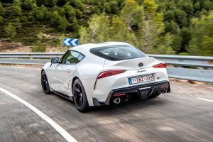 Toyota-Supra-2.0-(3)