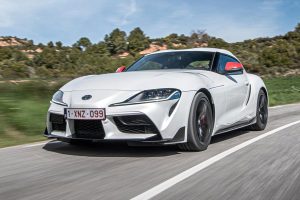 Toyota-Supra-2.0-(4)