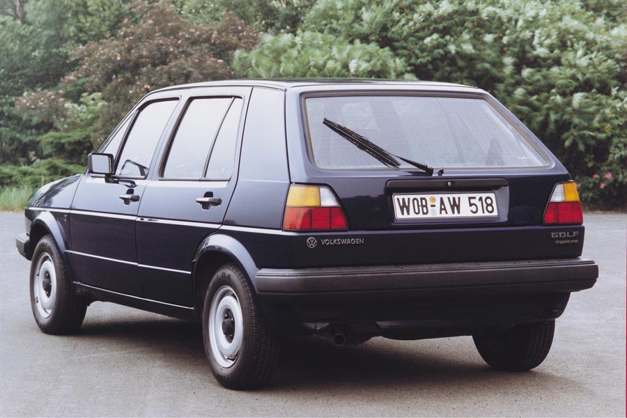 https://autogreeknews.gr/wp-content/uploads/2020/03/VW-Golf-Mk2-8.jpg