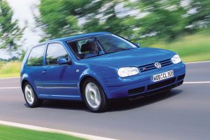 VW-Golf-Mk4-(13)