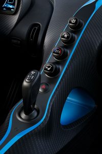 bugatti chiron pur sport10